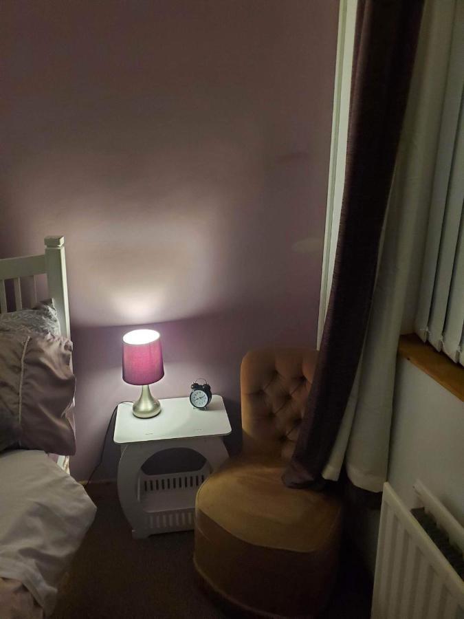 Minimum Stay Two Nights Larne Extérieur photo