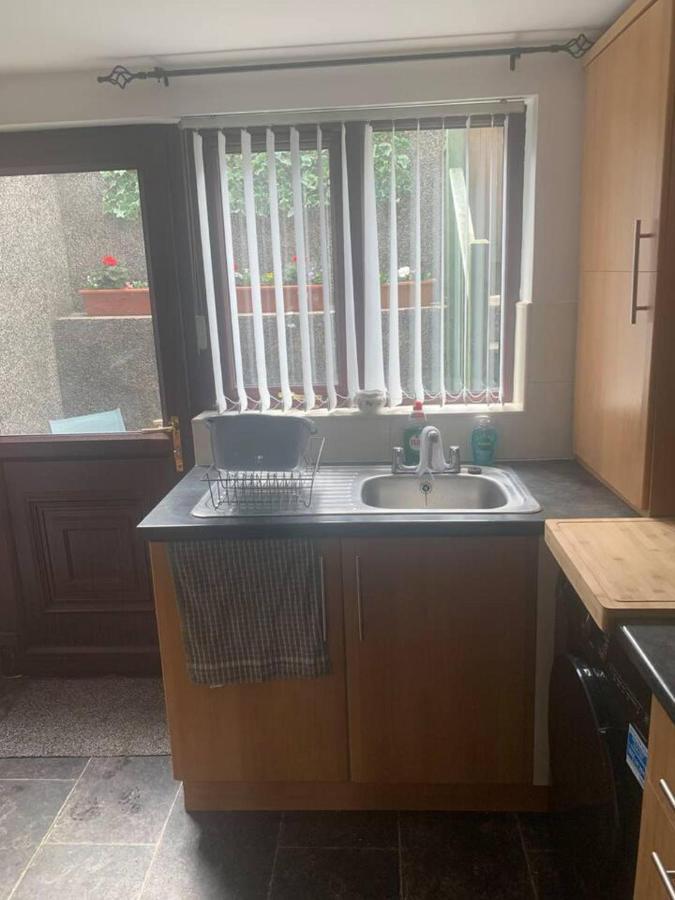 Minimum Stay Two Nights Larne Extérieur photo